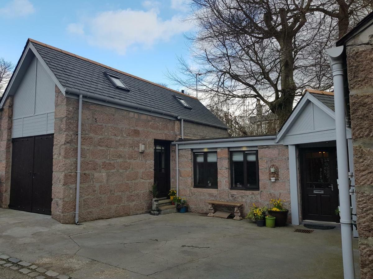 The Smiddy Suite Ellon Exterior photo